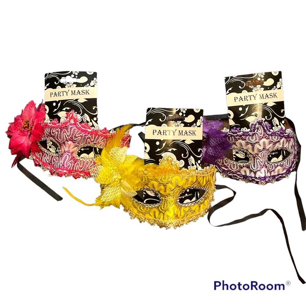 3~Party Mardi Gras Mask Plastic Purple,Hot Pink,Yellow with Ribbon to Adjustable - Picture 1 of 7